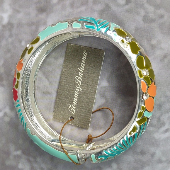 Tommy Bahama Enamel Bracelet - Picture 5 of 9